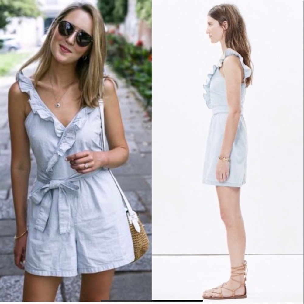Madewell Blue & White Striped Surplus Ruffle Neckline Short Romper Playsuit SZ 2